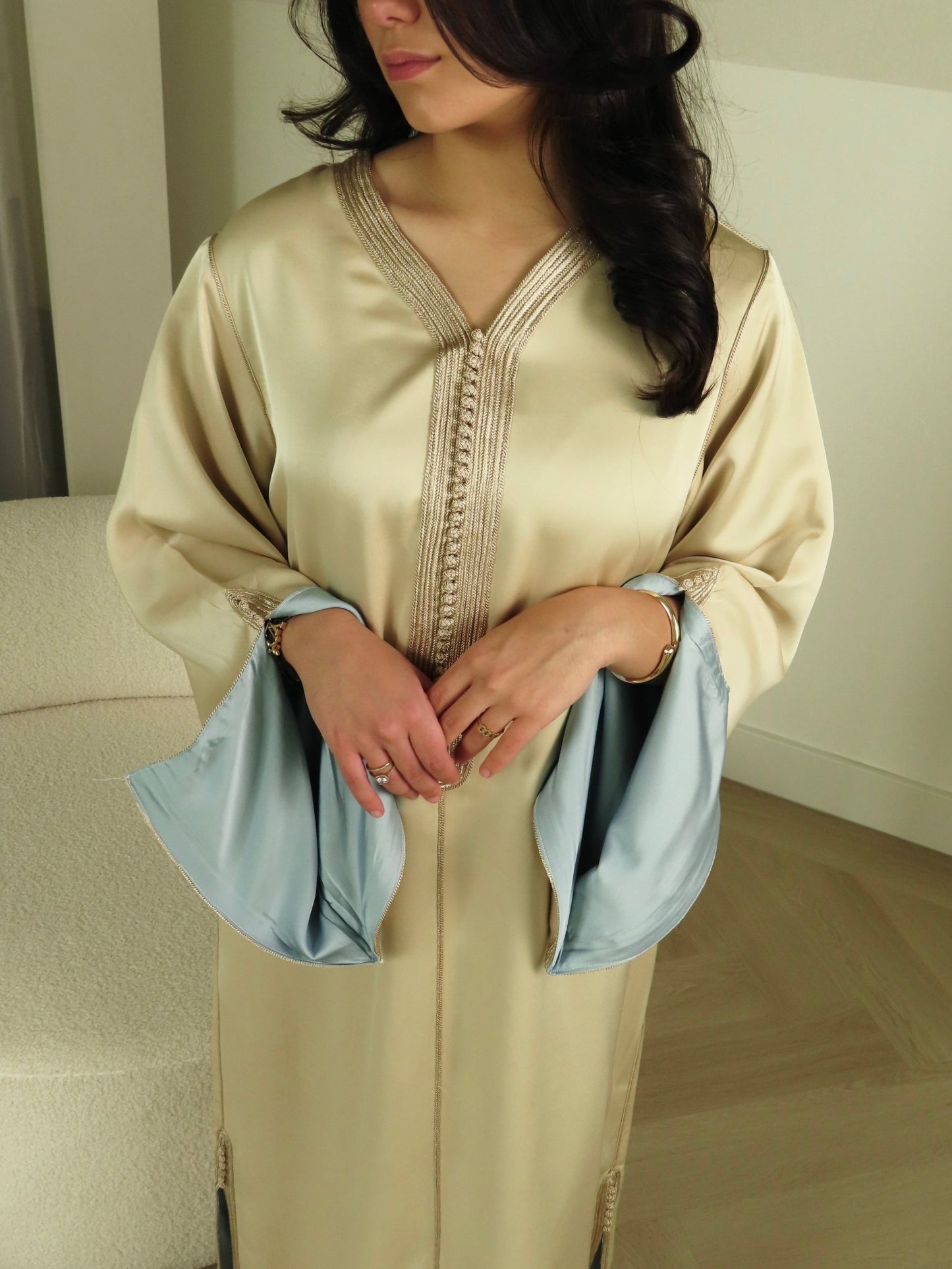 Qaftan Inaya – Beige x Blue Edition