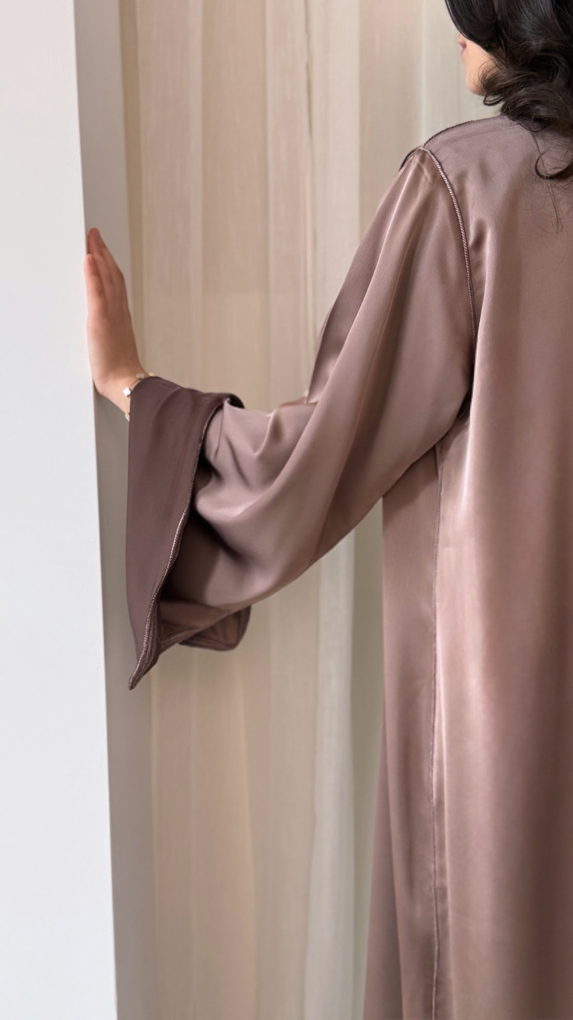 Yara Caftan – Taupe x Brown