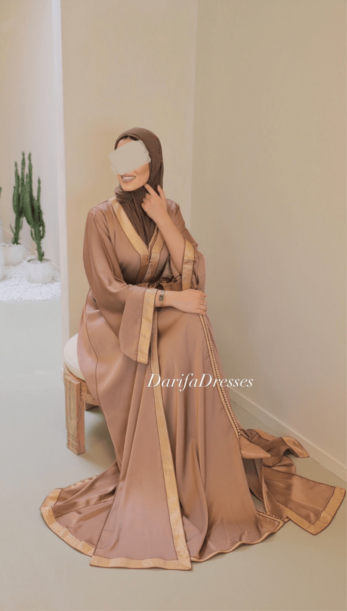 Gold x Brown Satin Takshita