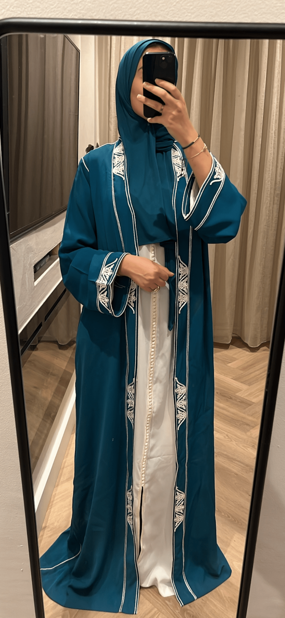 Two-Piece Qaftan Set – Teal Blue x Ivory