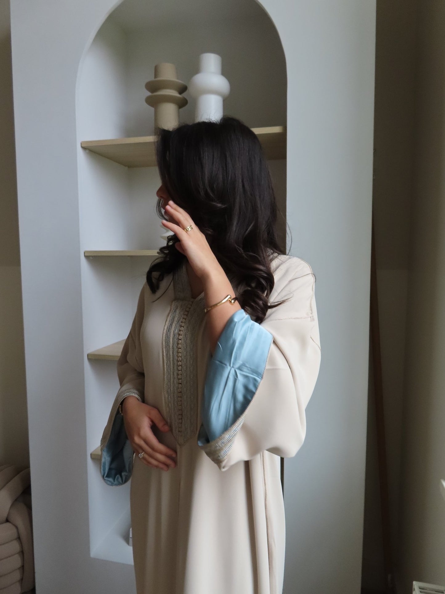 Qaftan Amira – Beige x Blue Edition
