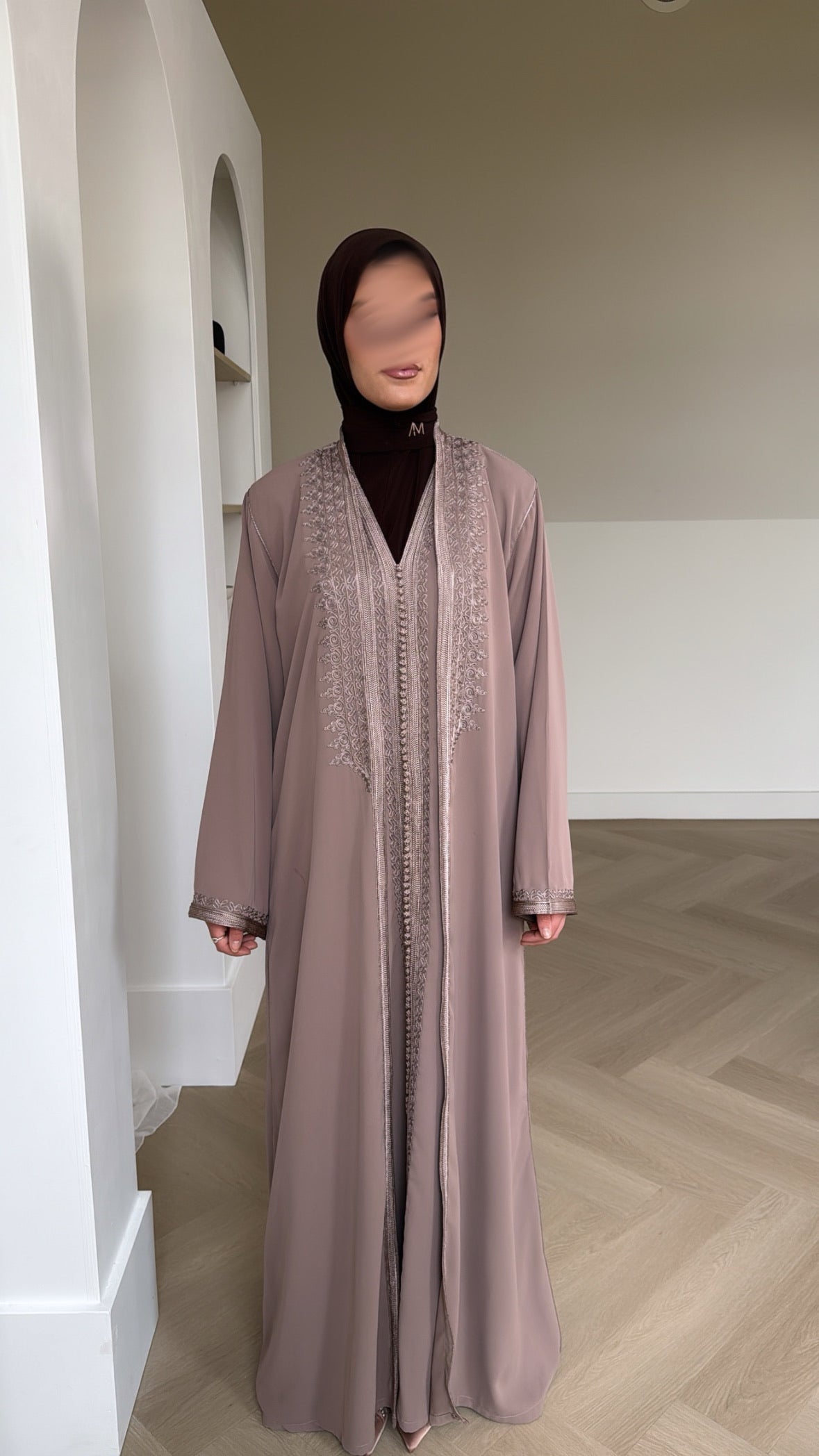 Two-Piece Qaftan Sara – Royal Taupe